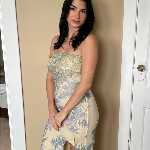 Meet your Posher, Taylor - Picture 4 of 4